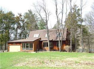 9420 Scully Rd, Whitmore Lake, MI 48189