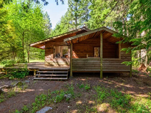 6535 Saint Johns Point Rd, Comox Valley, BC V0R 1Z0