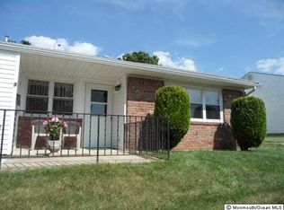 3 Galewood Dr, Matawan, NJ