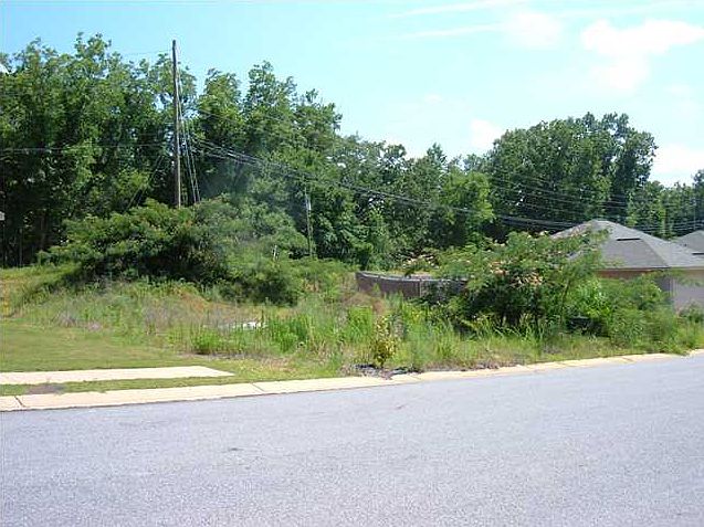 2nd image of 7417 Huntland Dr