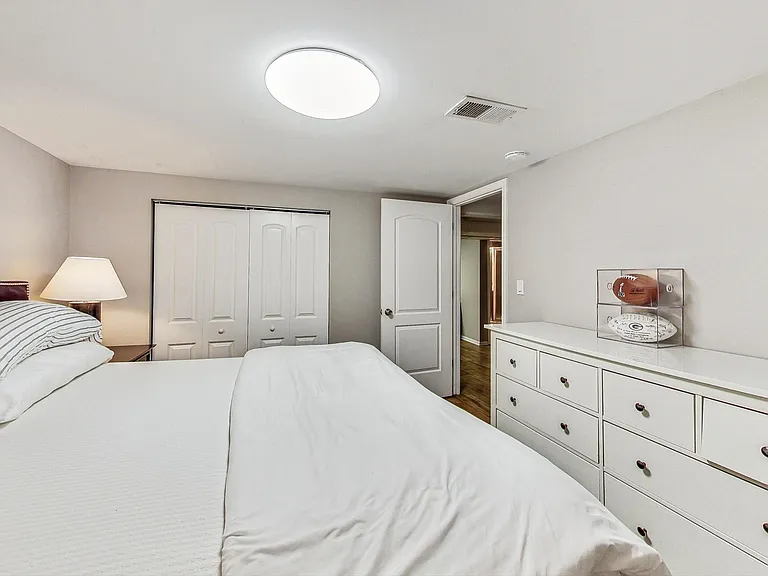 Basement Bedroom 4