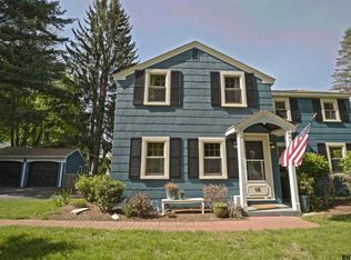 18 McCormack Rd, Slingerlands, NY 12159