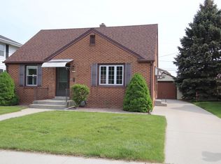 2113 Broadway Ave, Sheboygan, WI 53081