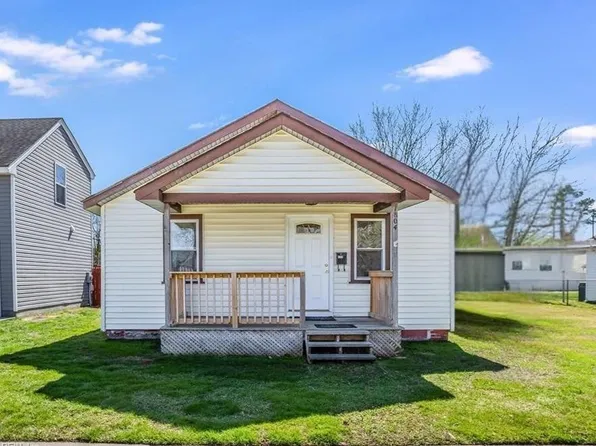 1804 Portlock Rd, Chesapeake, VA 23324
