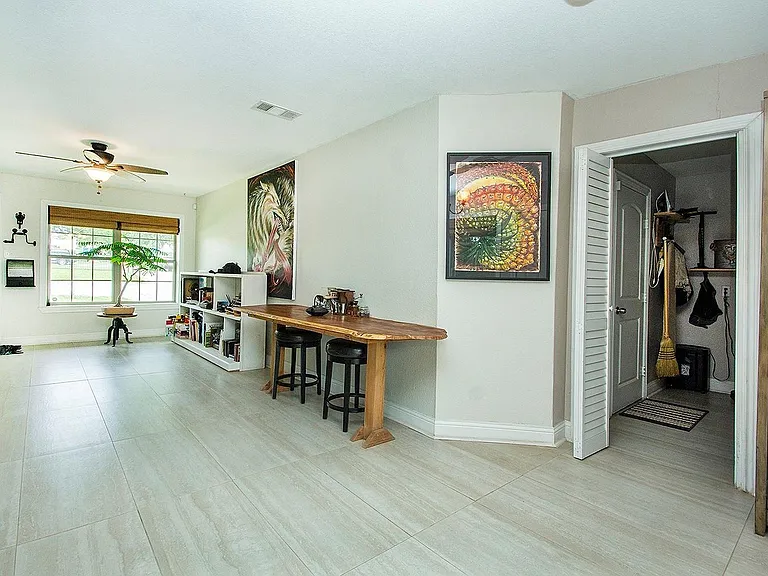 707 Sam Houston St — Photo 14