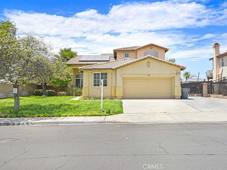 709 E Agape Ave — Photo 1
