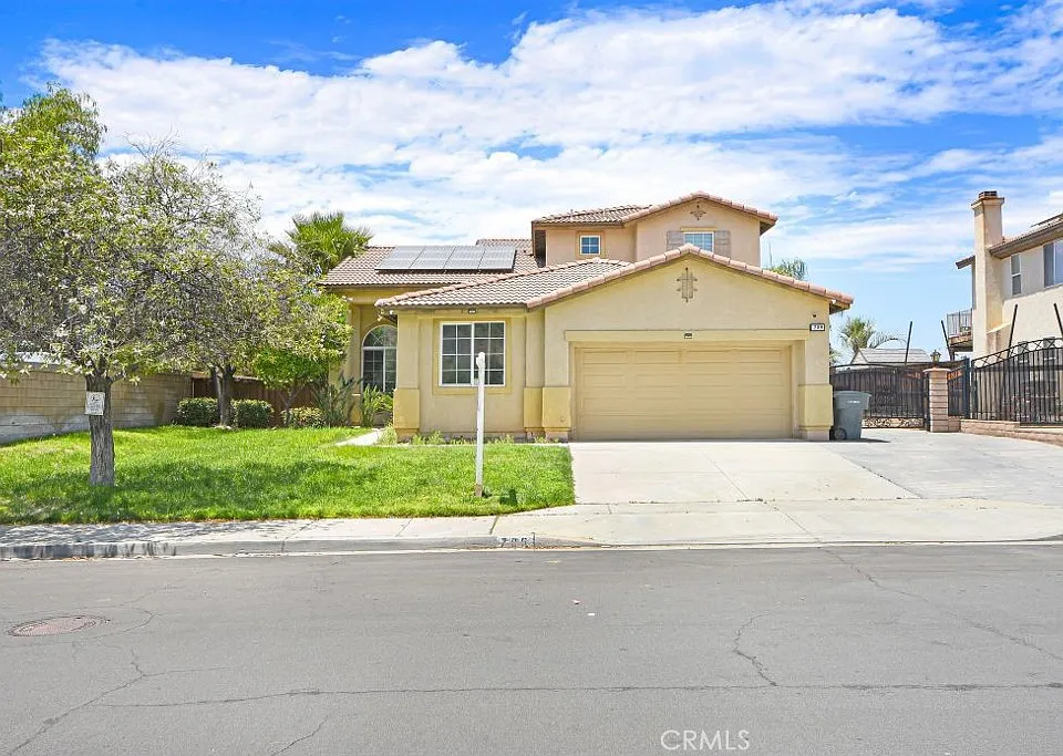 709 E Agape Ave
