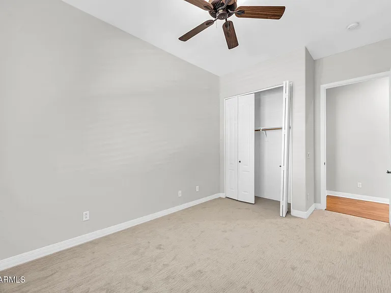 4213 E Edgemont Ave — Photo 26