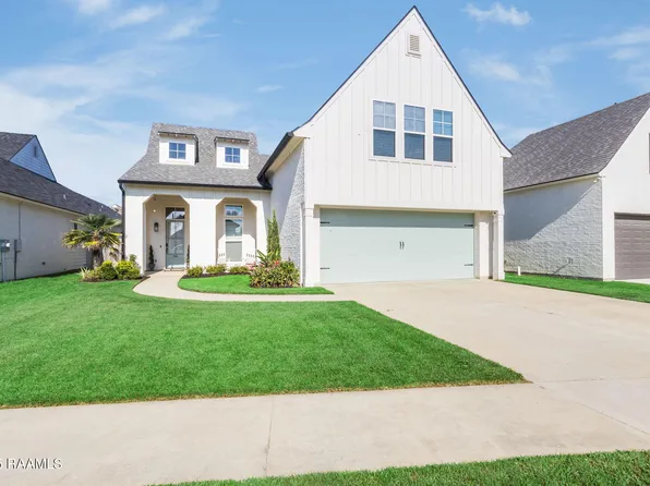 206 San Domingo Dr, Youngsville, LA 70592