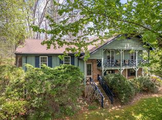 159 Travis Rd, Cullowhee, NC 28723