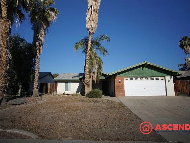 5104 Belcrest Ave — Photo 1