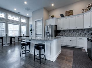 7570 W State St #E-E303, Garden City, ID 83714