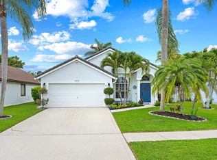 1875 Oak Berry Cir, Wellington, FL 33414