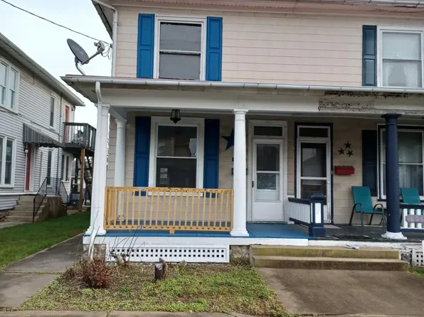 608 N Railroad St, Palmyra, PA 17078