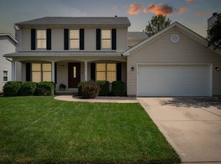 1415 Moss Creek Rd, Bloomington, IL 61704