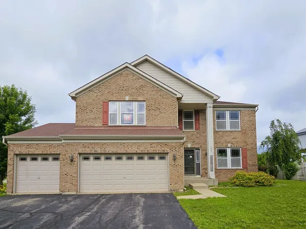 1451 Pondview Dr, Belvidere, IL 61008