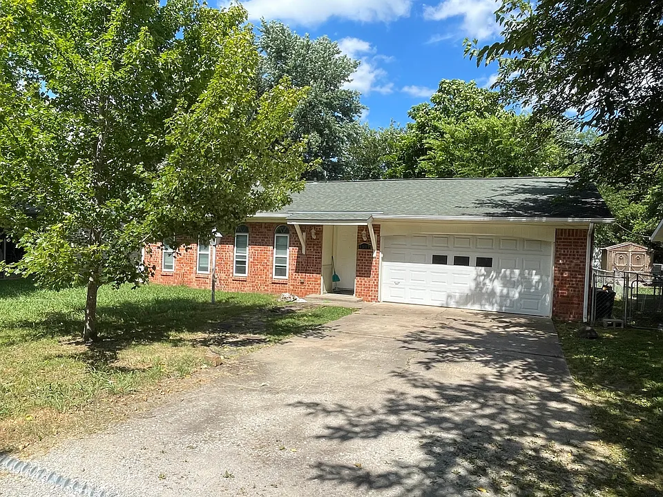 1217 Bland Ave