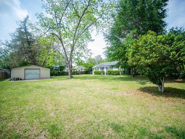 101 Brabham St, Brunson, SC 29911