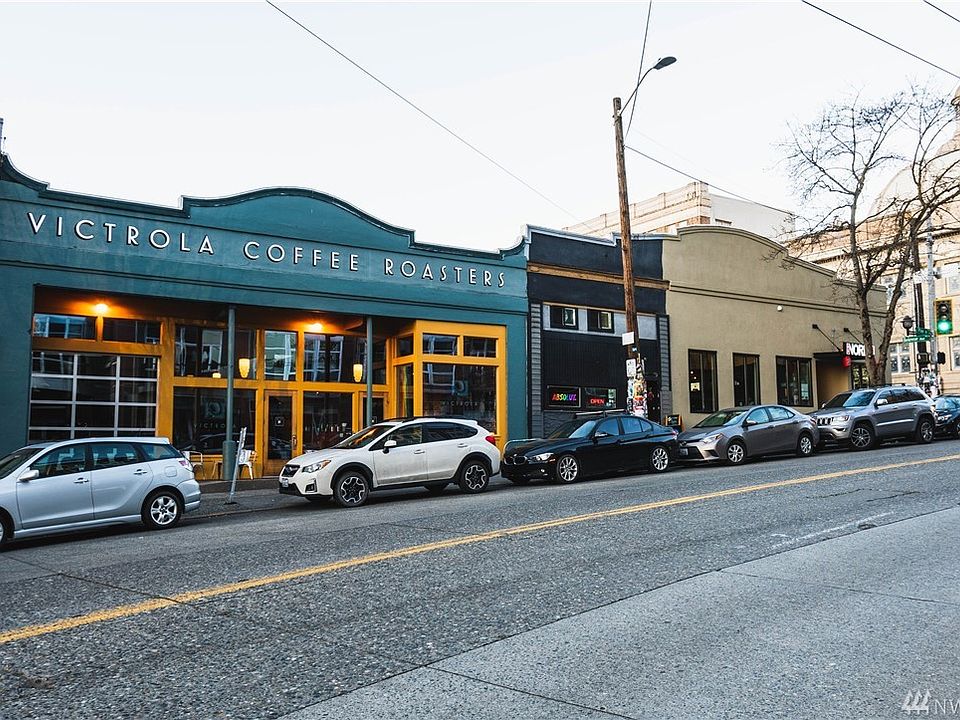 1st image of 314 E Pike St