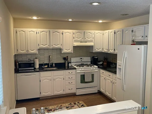 601 Foxboro Dr #601 — Photo 10