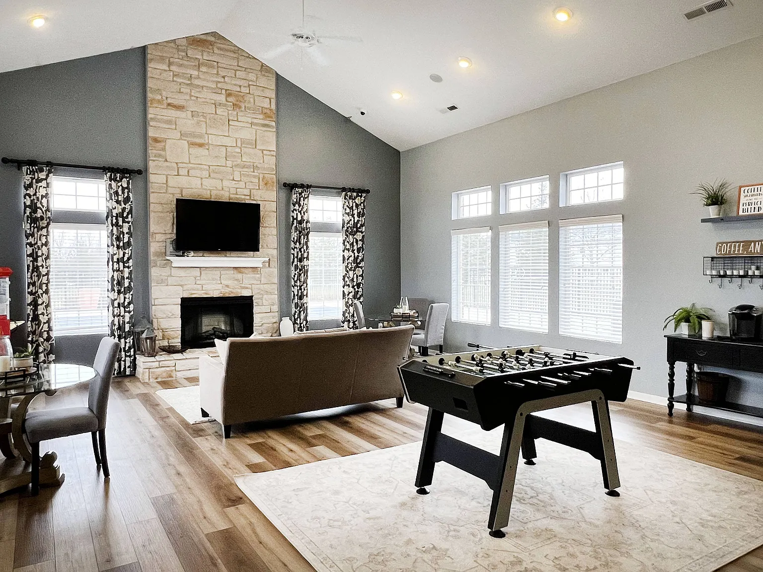 Brookfield Village Apartments — Photo 4