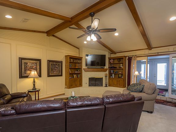 4th image of 6011 Norwich Dr