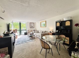 42 8th St APT 5413, Charlestown, MA 02129
