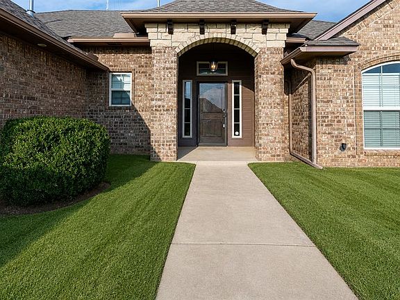 5th image of 3312 Sharon Dr