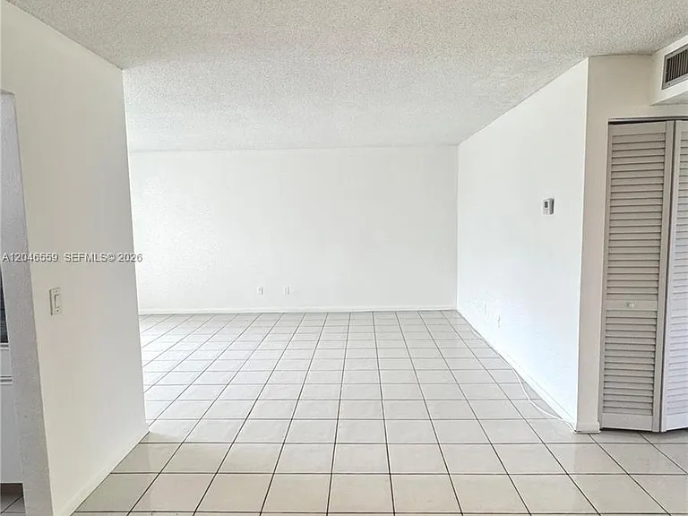 2495 SW 82nd Ave #205 — Photo 2