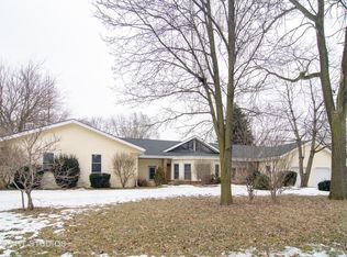 1450 Thoria Rd, Batavia, IL 60510