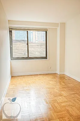 Rented by HOME RESIDENTIAL LLC | media 27