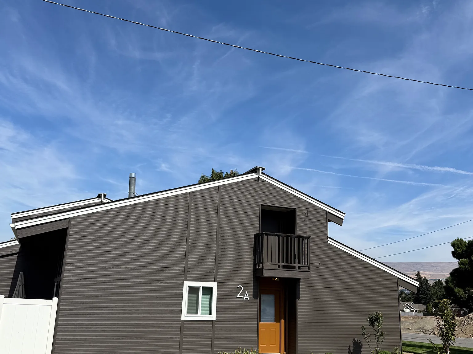 3 bed, 1565 sqft, $2,600 — Photo 1