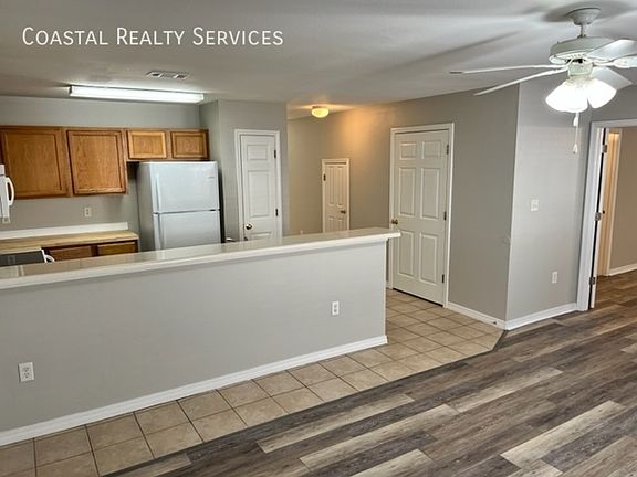 5th image of 46B Park Cir SE