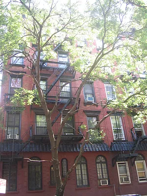 Rented by Blana LLC | media 22