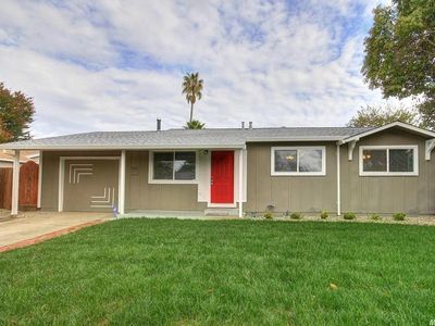 7515 Loma Verde Way, Sacramento, CA, 95822