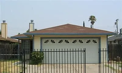 7809 39th Ave photo 1