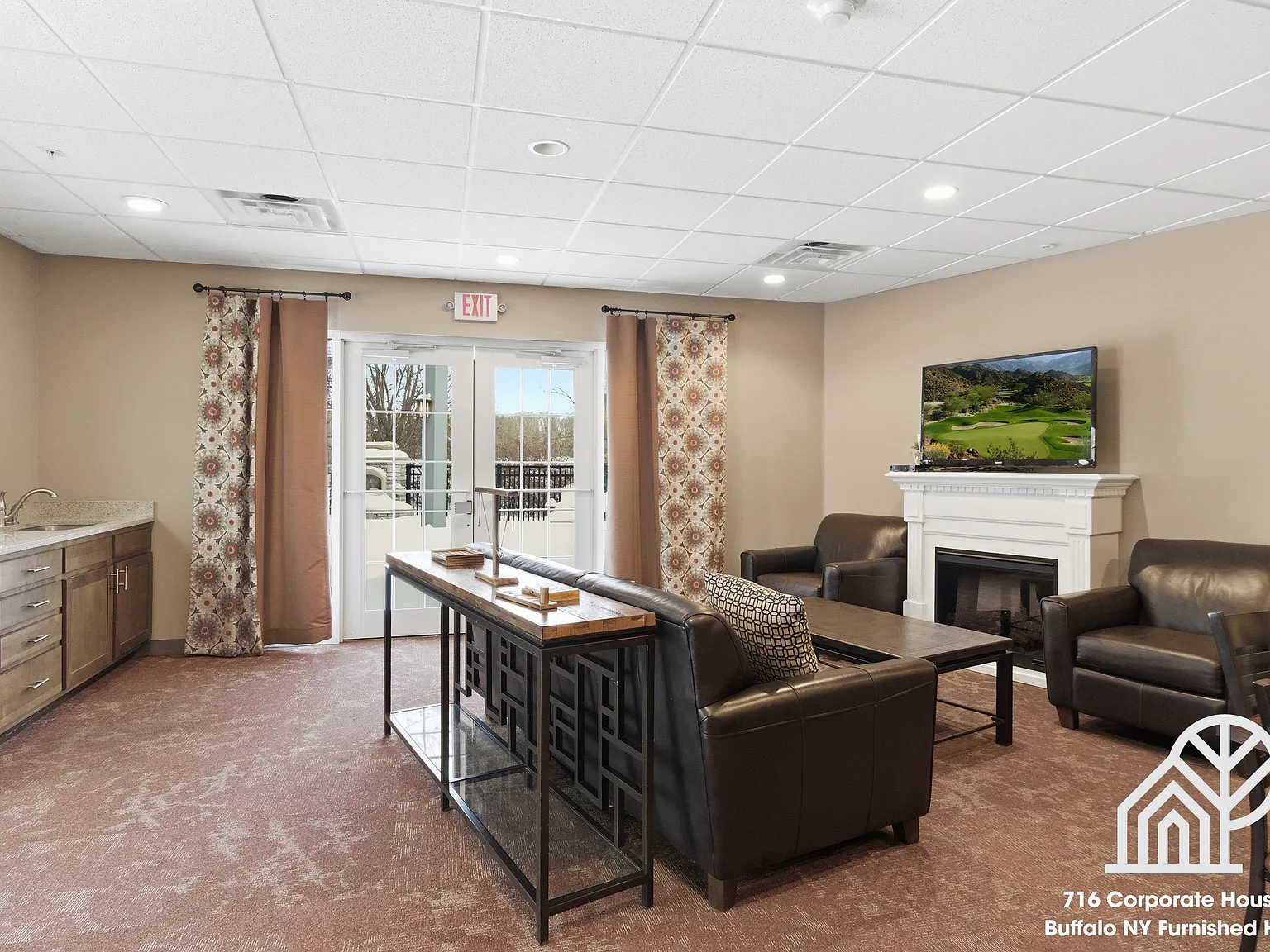 2497 Sweet Home Rd (Unit 202) 1 Bed 1 Bath — Photo 3