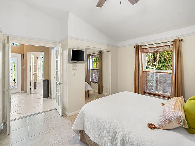 1256 Lake Breeze Dr — Photo 30