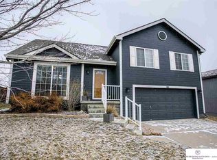 18020 Josephine St, Omaha, NE 68136