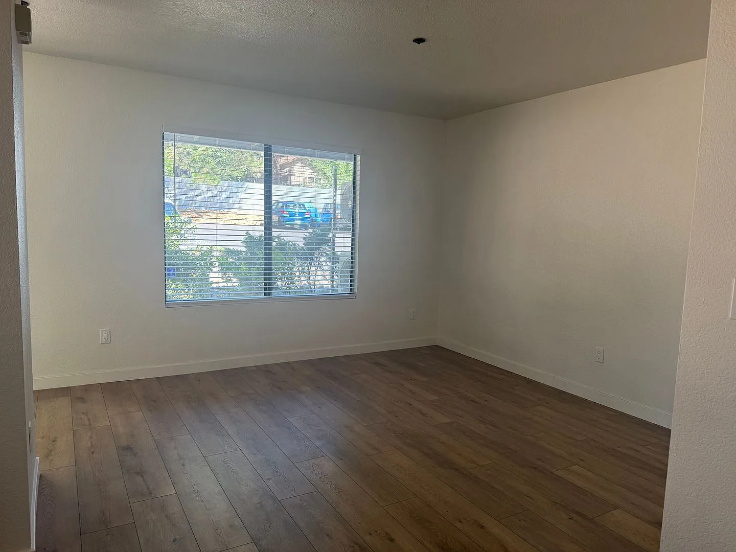 24790 Foresthill Road #1 1 Bed / 1 Bath, 700 sq ft — Photo 3