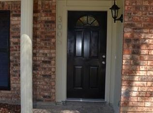 3005 Ridgemoor Dr, Garland, TX 75044