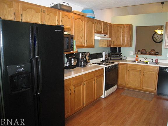 3rd image of 3504 Wilder Dr