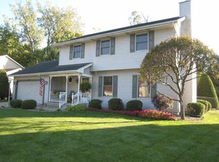 1317 Beacon Ct, Mishawaka, IN
