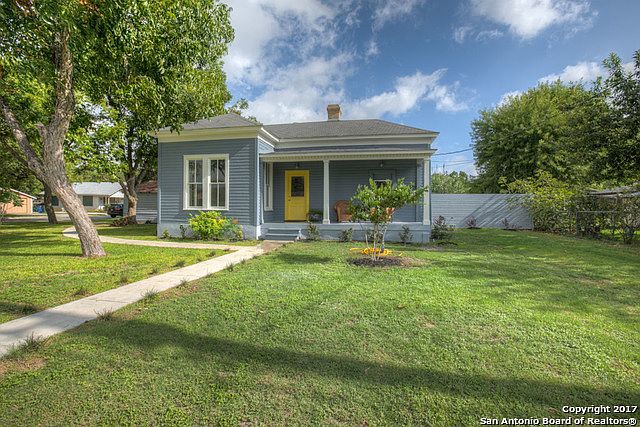 1st image of 454 E Krezdorn St