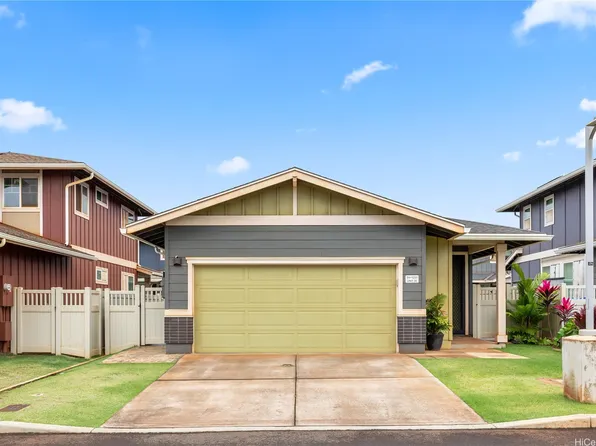 94-1251 Hale Halawai Dr #36, Waipahu, HI 96797