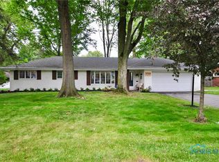 3704 Lauderdale Dr, Toledo, OH 43615