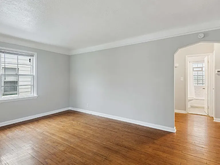 21210 Kenyon Dr — Photo 9