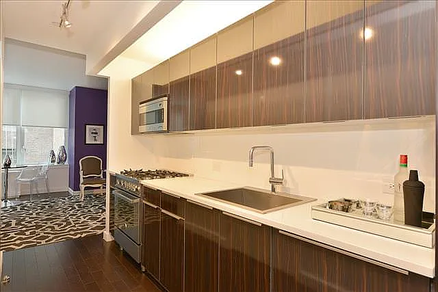 113 Nassau Street — Photo 2