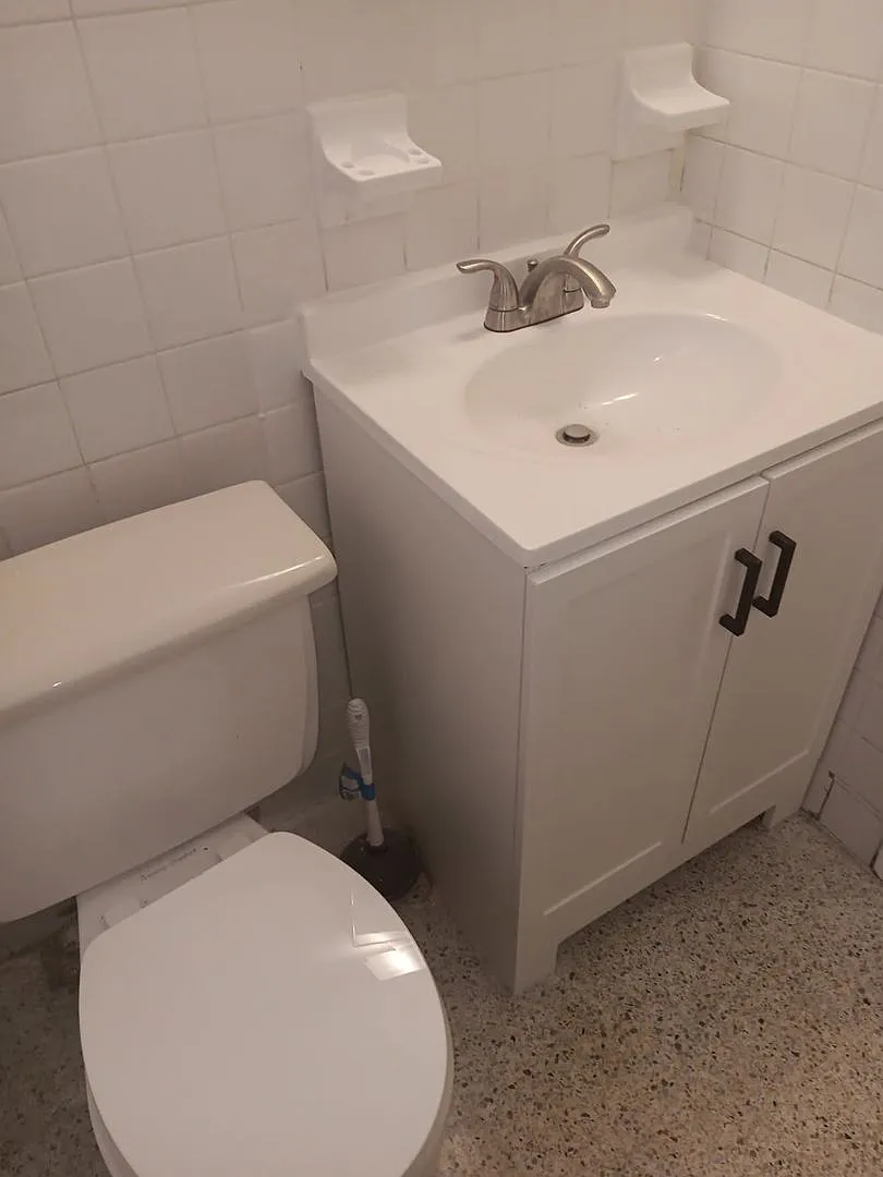The Milano Manor Apartments — Photo 4