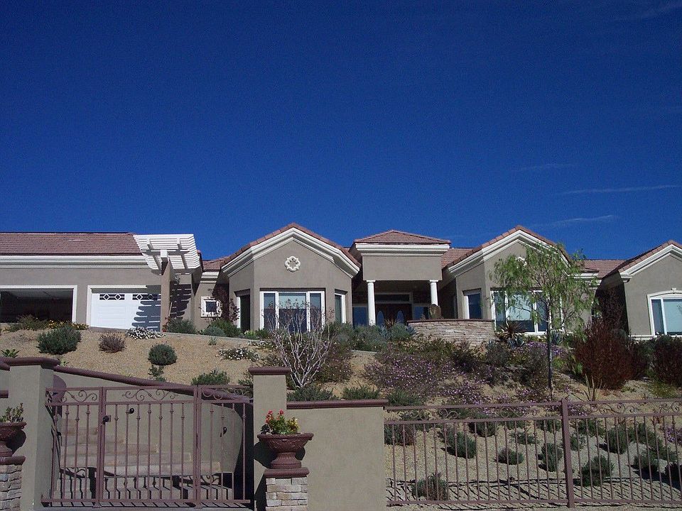 Courtesy of Mary Ann Mallory Park Place Realty